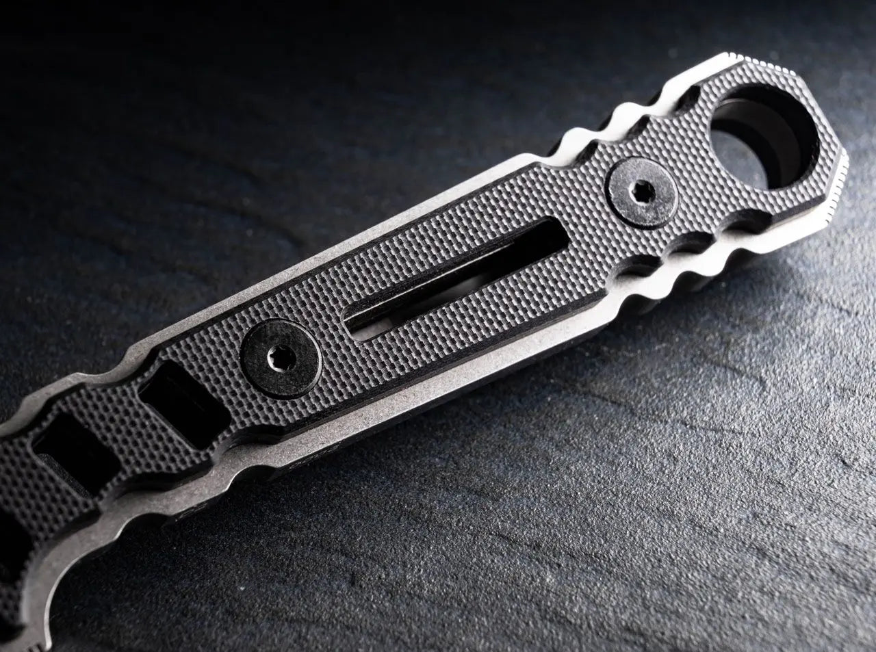 Böker Plus Ylvi – kompaktes feststehendes EDC- & Neck Knife mit D2-Klinge Böker Plus