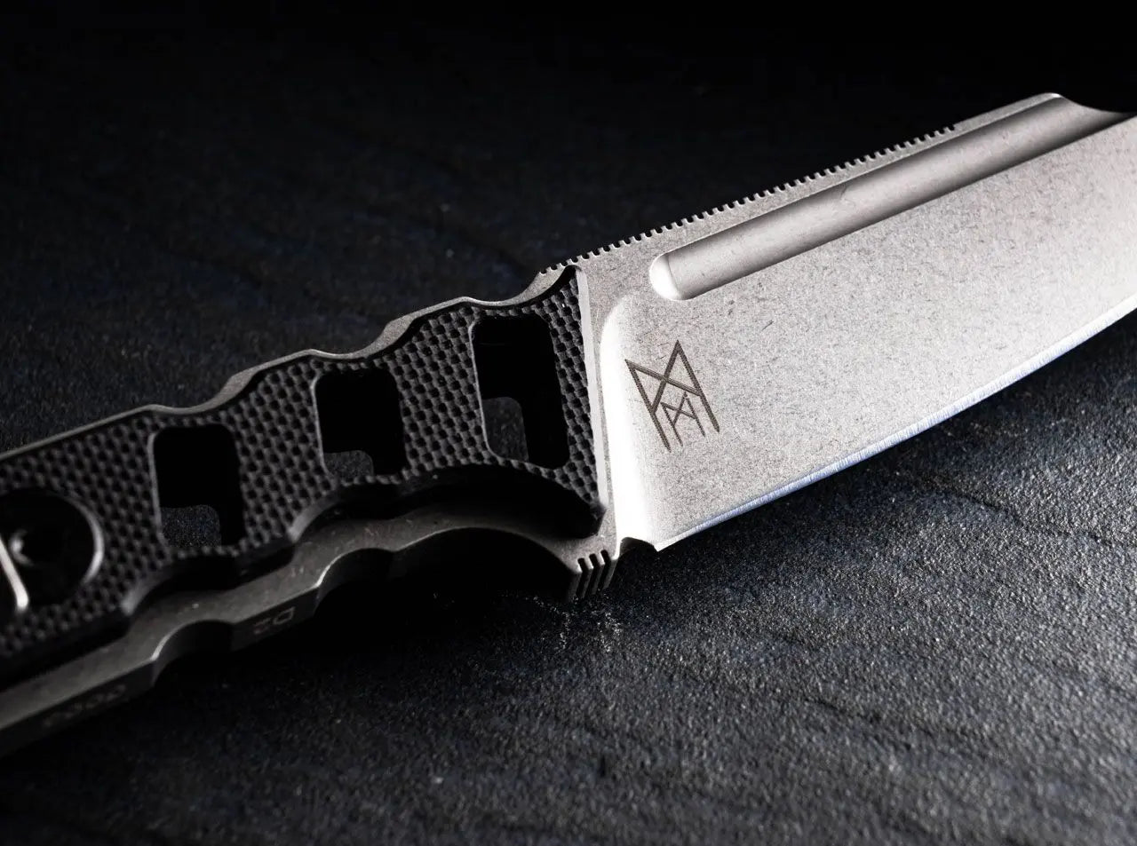 Böker Plus Ylvi – kompaktes feststehendes EDC- & Neck Knife mit D2-Klinge Böker Plus