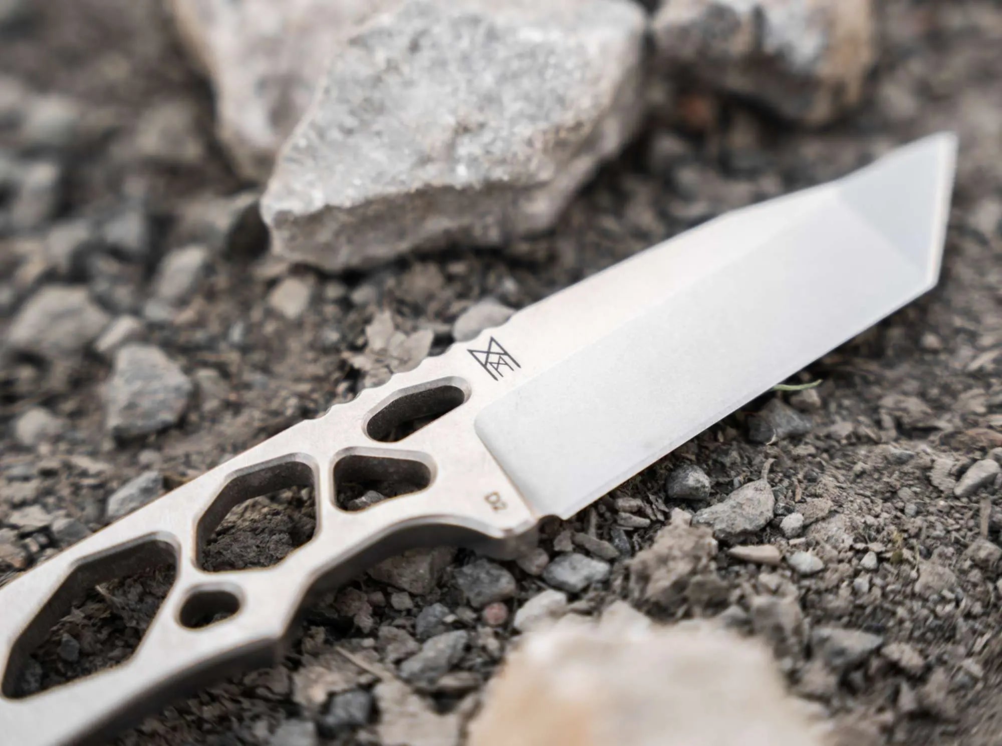 Böker Plus Superlight Tanto Feststehendes Messer D2 Stahl Kydexscheide Böker Plus