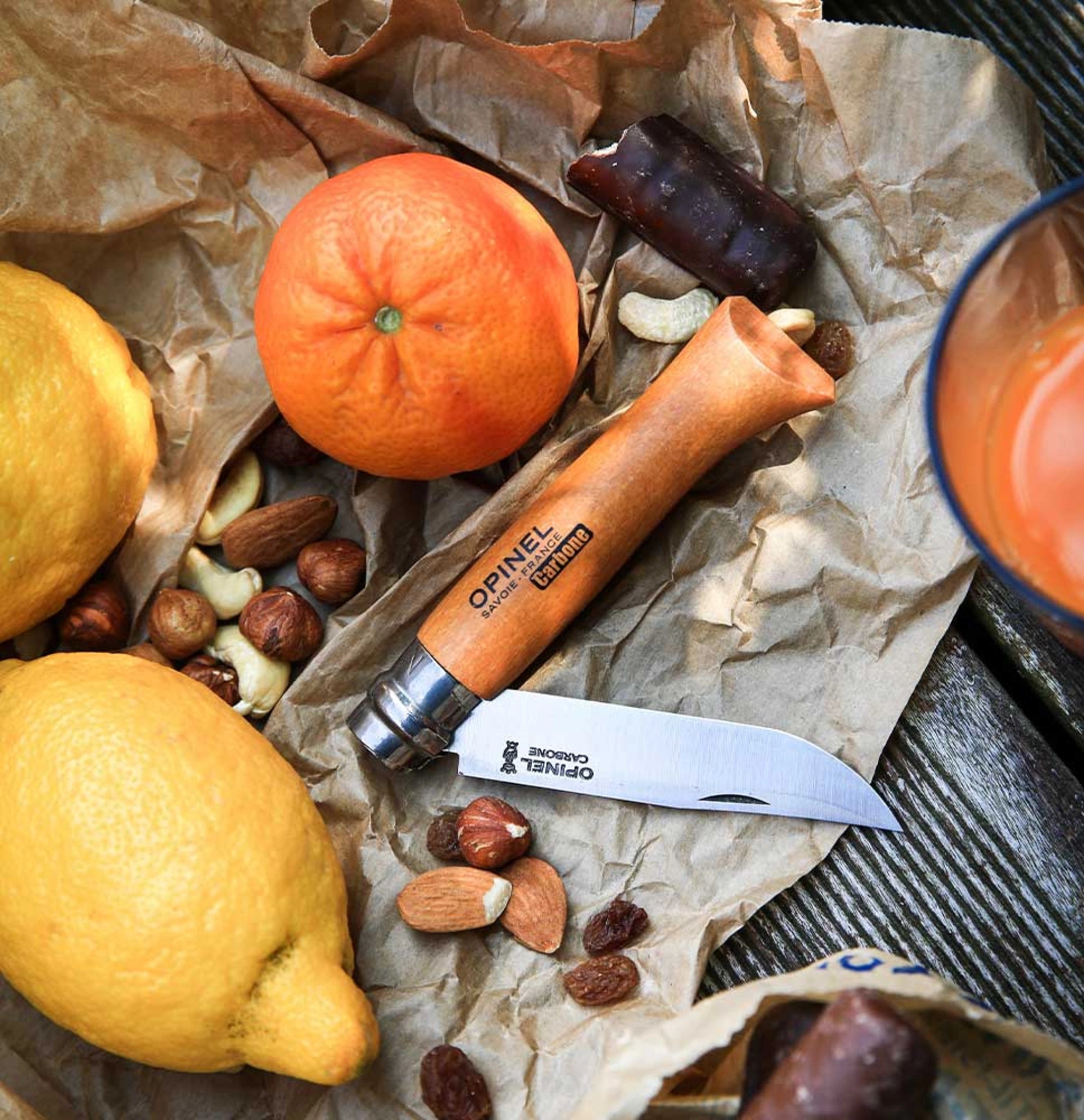 Opinel N°08 Carbon – Klassisches Taschenmesser mit Carbonstahlklinge & Buchenholzgriff Opinel