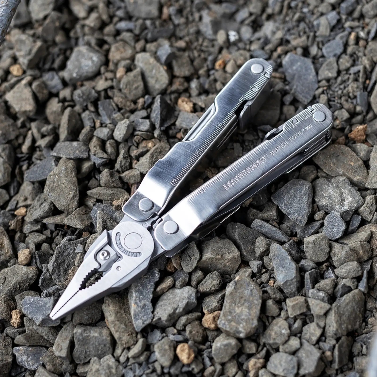 Leatherman SUPER TOOL® 300 19 tools Leatherman