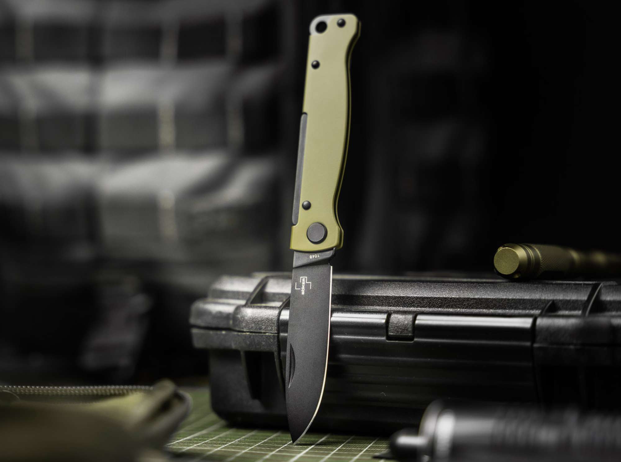 Böker Plus Atlas OD Green – leichtes, robustes §42a-konformes EDC-Taschenmesser