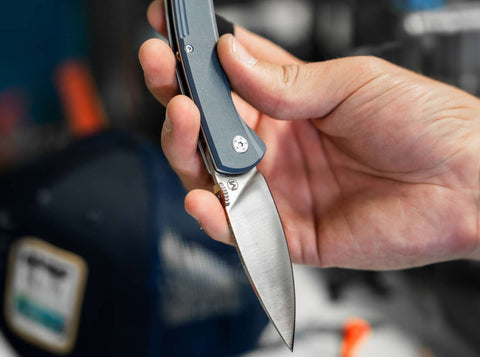 Böker Magnum Huayna Blue – 440B Taschenmesser mit G10 Griff