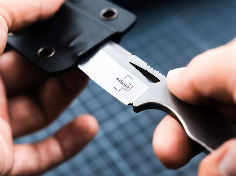 Böker Plus Gekai Messer feststehend – D2 Stahl, Kydex, Charles de Buyer, 19 cm
