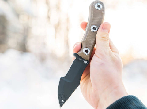 Böker Plus Micro Tracker 2.0 – Kompaktes Bushcraft- und Outdoor-Messer aus 1095 Stahl mit Micarta-Griff & Kydexscheide Böker Plus