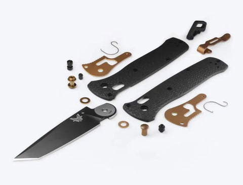Benchmade 537BK-10 Bailout – Black Blade, Carbon Fiber, S90V, AXIS Lock Benchmade