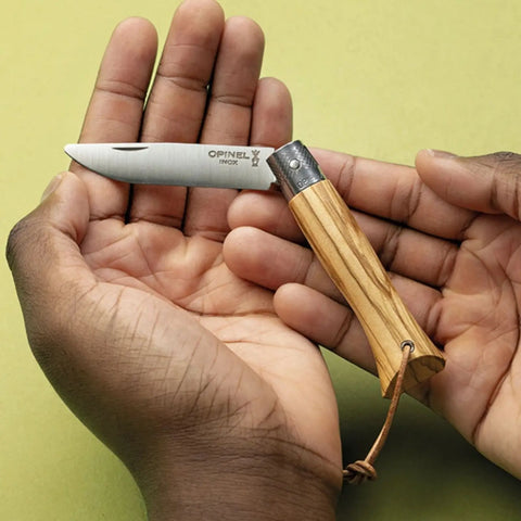 Opinel néo6 Opiflex Taschenmesser Olivenholz – 7 cm Klinge, Made in France Opinel