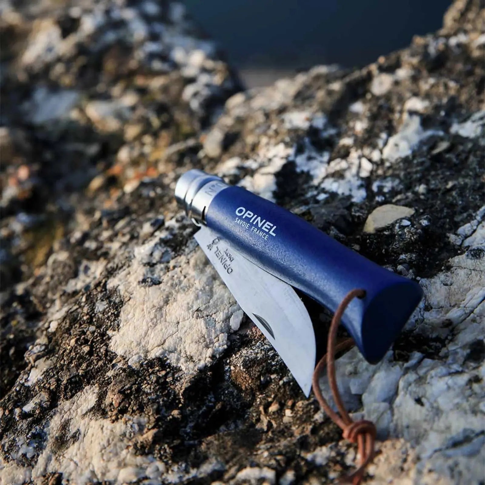 Opinel Nr. 8 Baroudeur Dunkelblau – Vielseitiges Taschenmesser mit Edelstahlklinge & Holzgriff Opinel