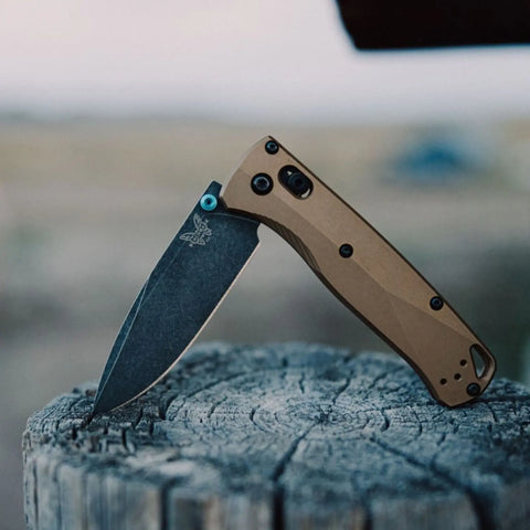 Benchmade 535BK-07 Bugout – Burnt Brass Aluminium, M390, AXIS Lock Benchmade
