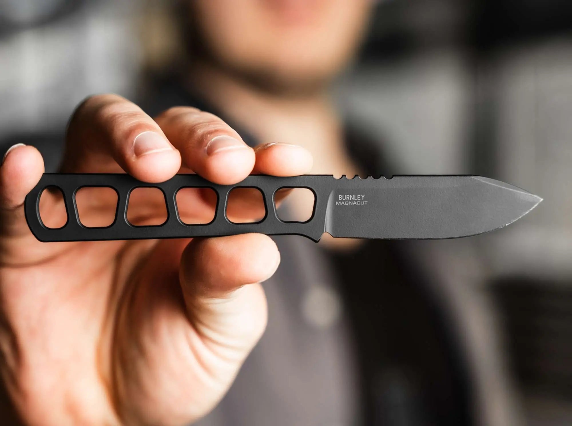 Böker Manufaktur Solingen BFF Packlite Allblack – Ultraleichtes Neck Knife aus MagnaCut mit Kydexscheide Böker Manufaktur Solingen