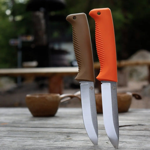 Peltonen Knives Puukko M07 Ranger N690 Kunststoffscheide Coyote