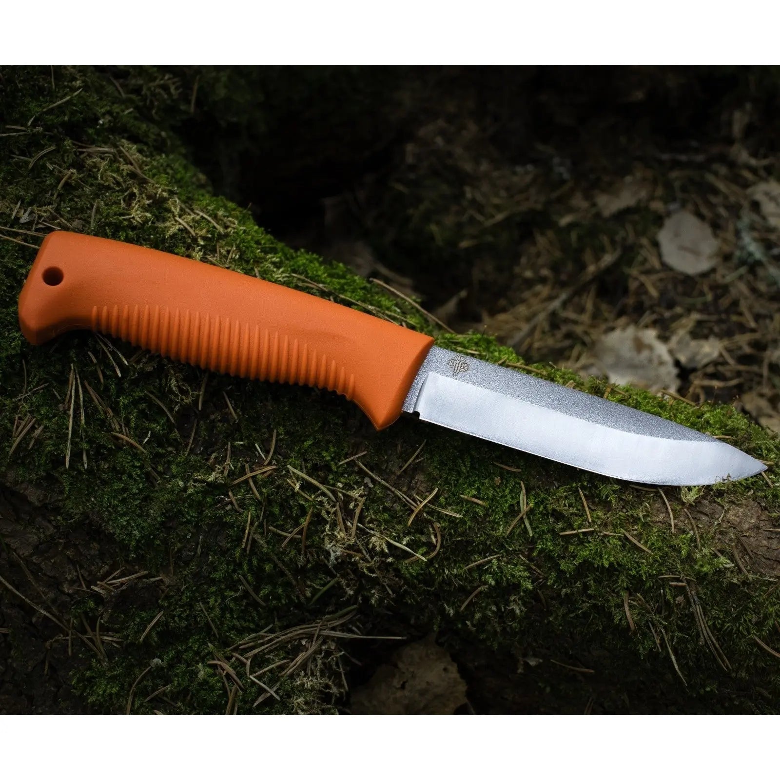 Peltonen Knives Puukko M07 Ranger N690 Kunststoffscheide Orange