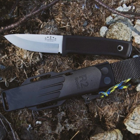Fällkniven R2 Scout – Elmax Outdoormesser mit Zytelscheide