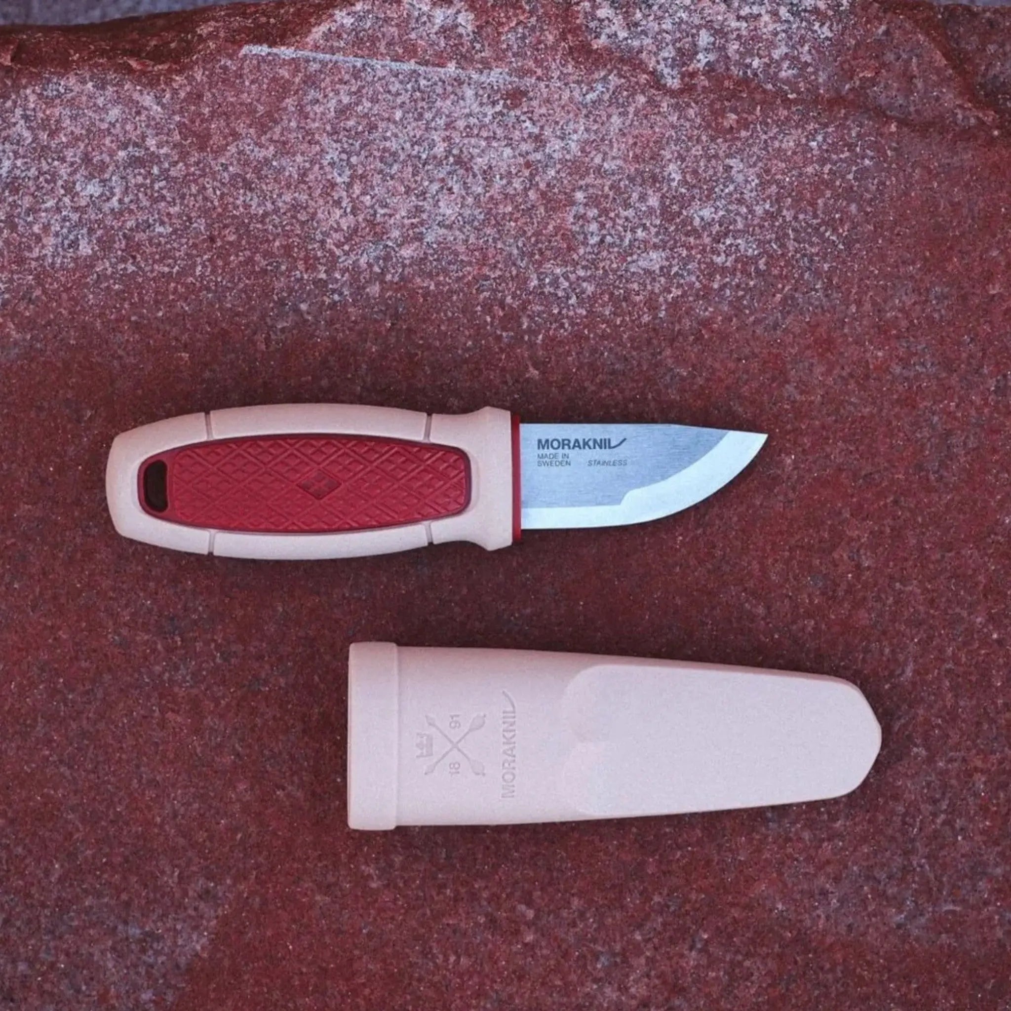 Morakniv Eldris Color of the Year 2026 (S) in der zweiten Farbausführung