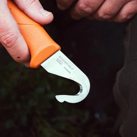 Morakniv Hunting Gut Hook 351 (S) – 6,3 cm Klinge mit nach innen gebogener Schneide