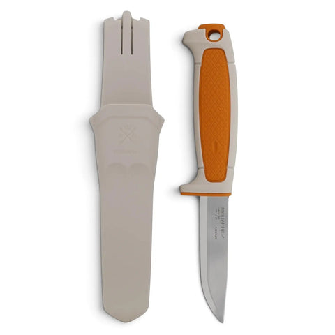 Morakniv Risberg (C) zusammen mit der zugehörigen Scheide