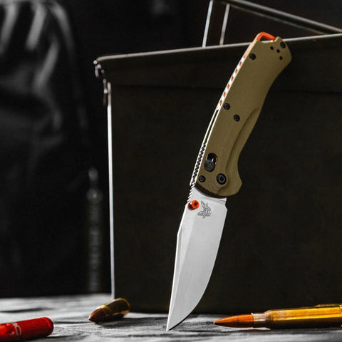 Benchmade 15536 Taggedout CPM-S45VN Axis Lock – Ultraleicht & präzise Benchmade