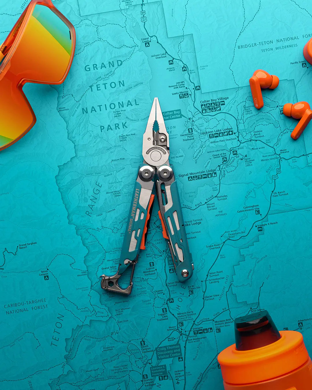 Leatherman Signal® Multi-Tool Santa Fe – Outdoor-Multitool mit 19 Funktionen, Feuerstarter & Signalpfeife Leatherman