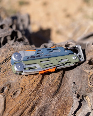 Leatherman Signal® Tundrascape Multi-Tool  – Outdoor-Multitool mit 19 Funktionen, Feuerstarter & Signalpfeife Leatherman