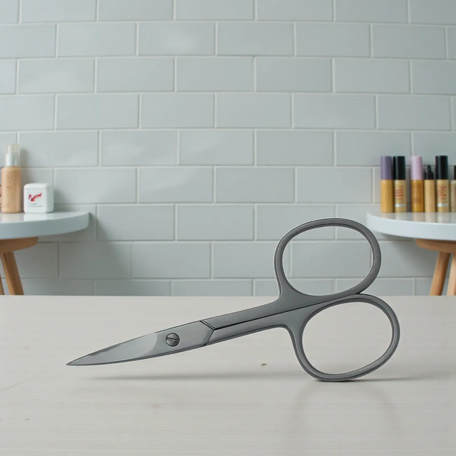 Victorinox Nagelschere – präzise Pflege für Hände und Füße 8.1681.09 Victorinox