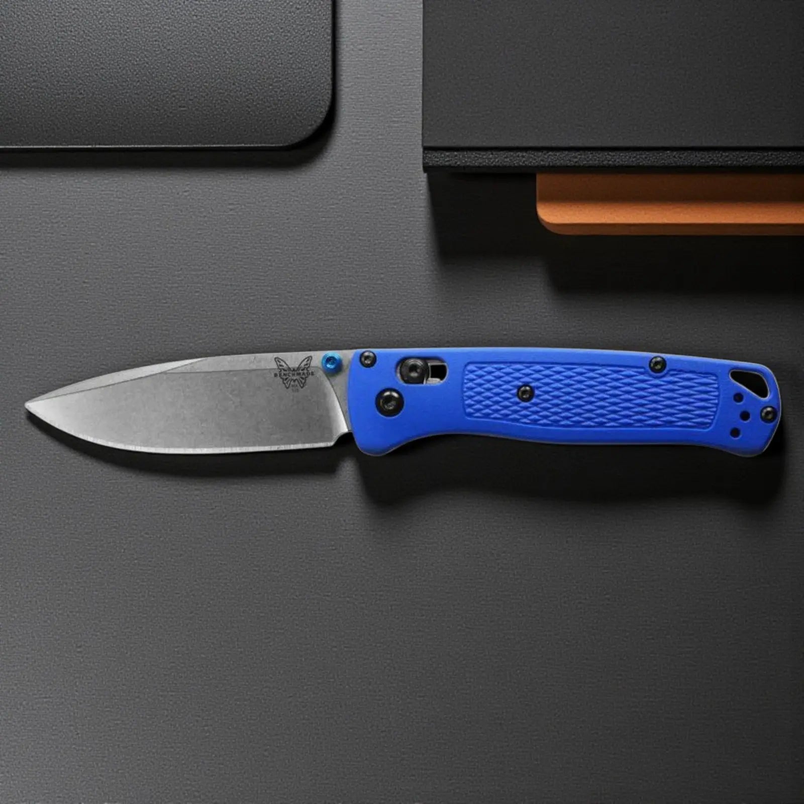 Benchmade 535 Bugout Blue – Ultraleichtes EDC-Messer mit AXIS® Lock Benchmade