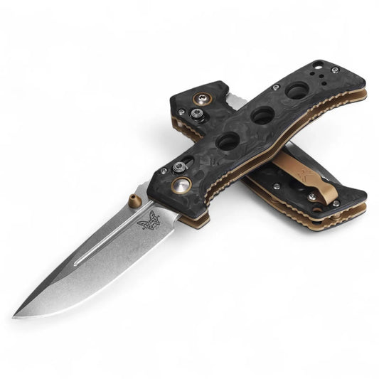 Benchmade 273-03 Mini Adamas – geöffnetes Taschenmesser in der seitlichen Gesamtansicht