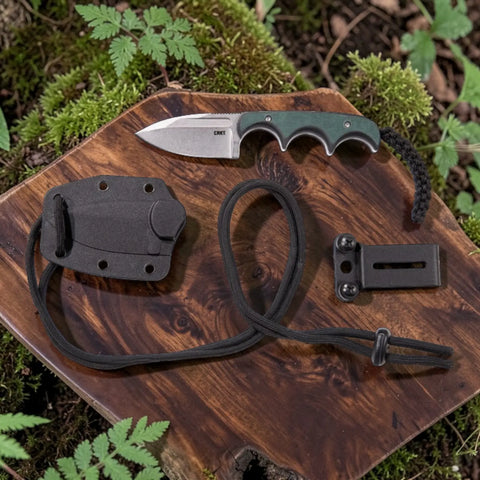 CRKT Minimalist Spear Point Neck Knife – Kompaktes feststehendes Messer mit 8Cr13MoV & Kunststoffgriff CRKT