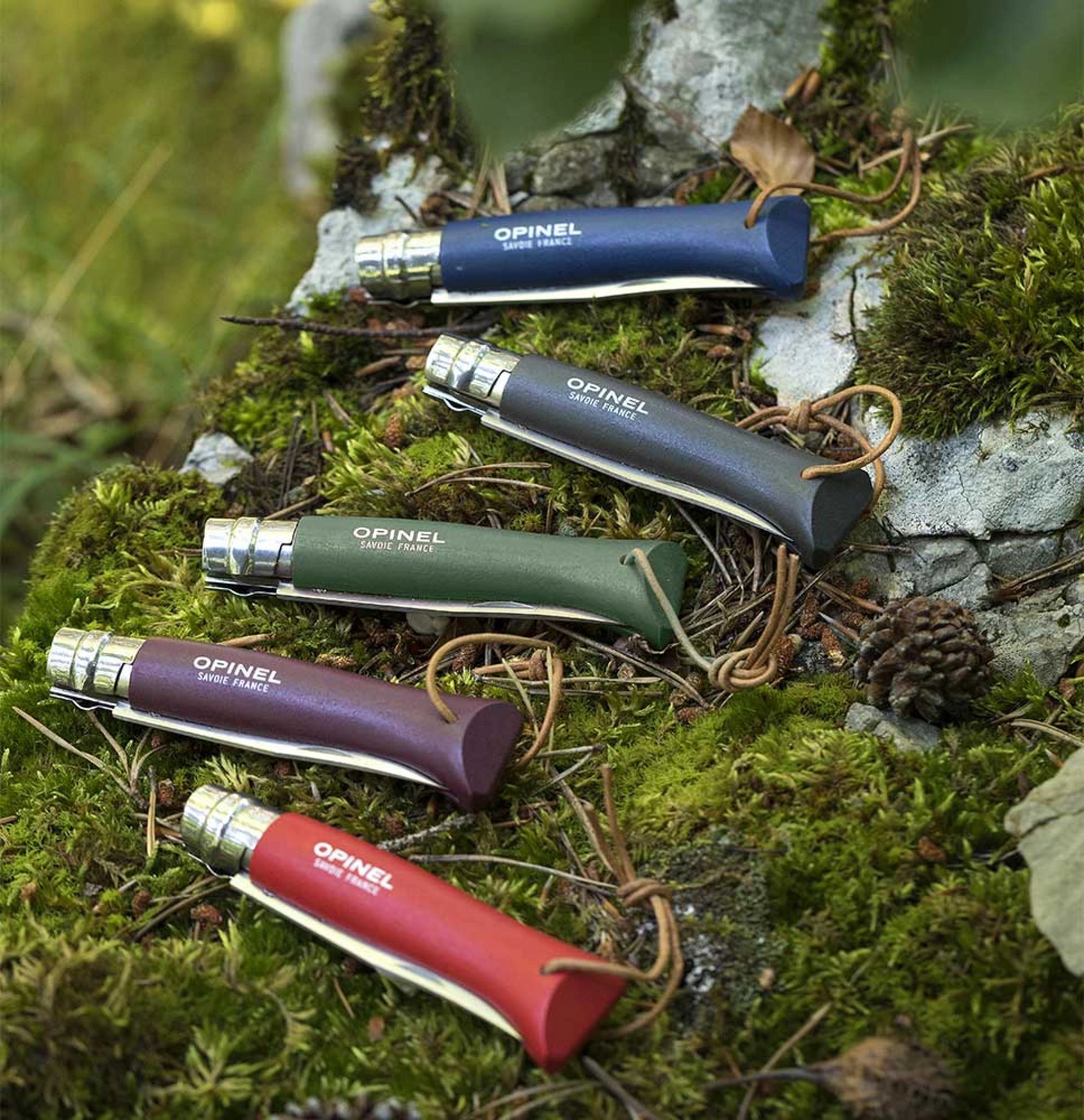 Opinel N°08 Baroudeur Kaki – Robustes Taschenmesser mit Edelstahlklinge & Holzgriff in Naturfarbe Opinel