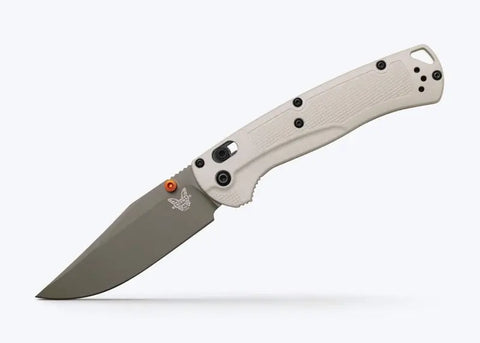 Benchmade 15536GN-01 Taggedout – Tan Grivory, Elmax, AXIS Lock, SelectEdge® Benchmade