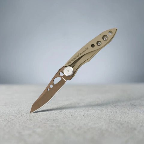 Leatherman Skeletool KB Sandstorm – Ultraleichtes Taschenmesser mit Flaschenöffner Leatherman