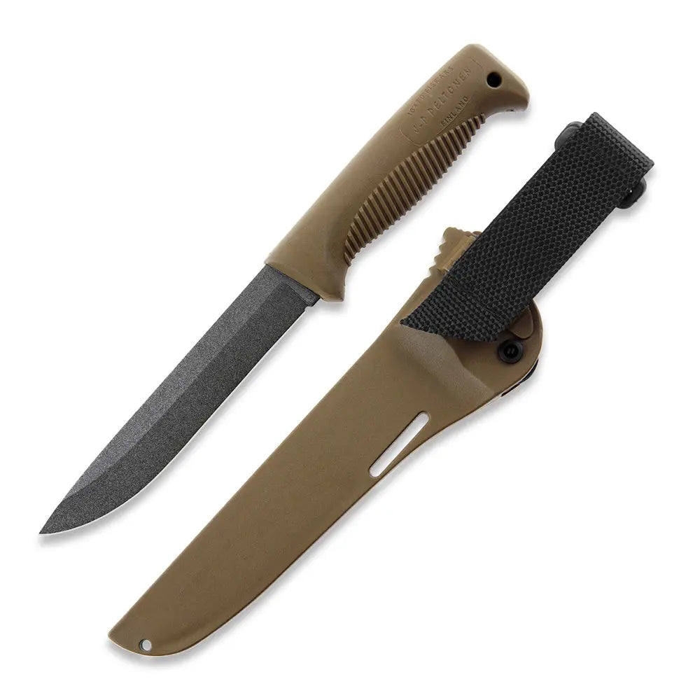 Peltonen M95 Ranger Sissipuukko Coyote – Survivalmesser mit PTFE-Klinge und Kunststoffscheide
