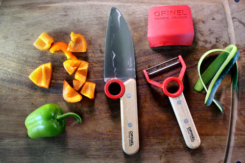 Opinel Le Petit Chef Kinder Küchenmesser-Set mit Fingerschutz und Sparschäler, 3-teilig