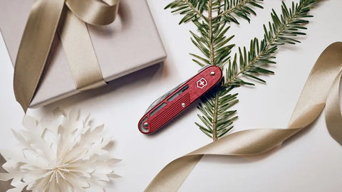Victorinox Synergy Alox 93mm – Rot, Dunkelblau oder Silber – 9 Funktionen Victorinox