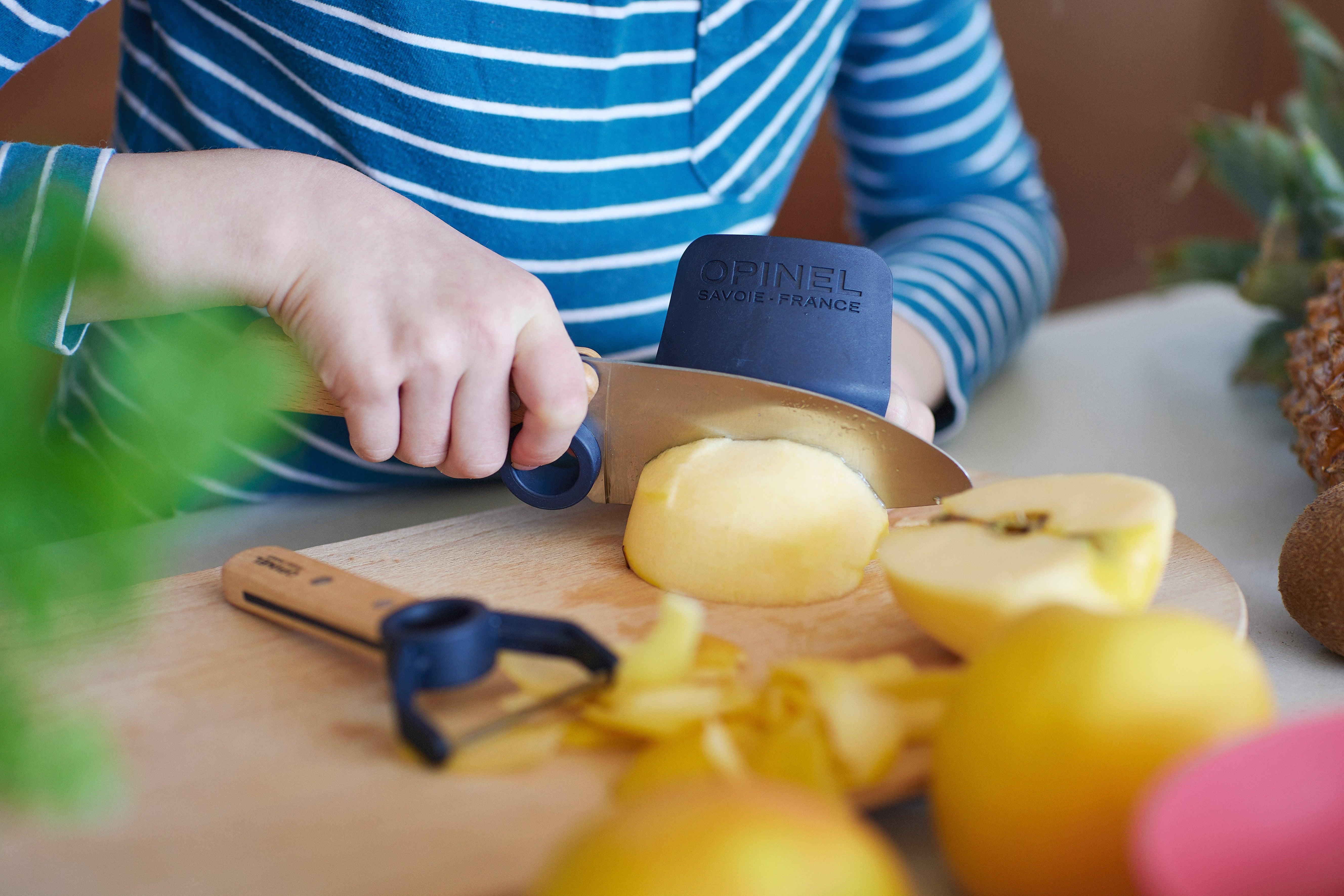 Opinel Le Petit Chef Kinder Küchenmesser-Set mit Fingerschutz und Sparschäler, 3-teilig