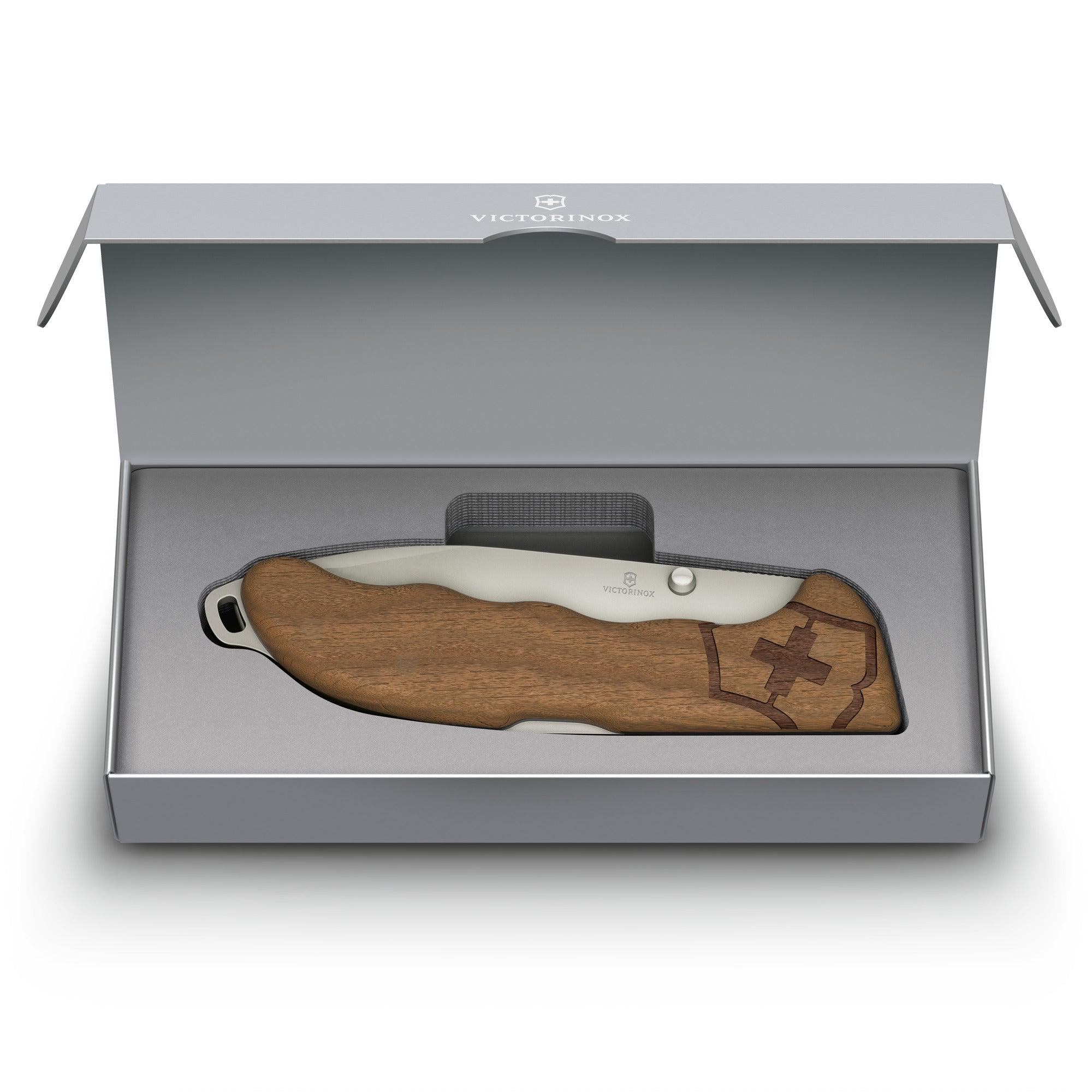 Victorinox EVOKE WOOD Nussbaumholz 4 Funktionen + abnehmbarer Daumenpin