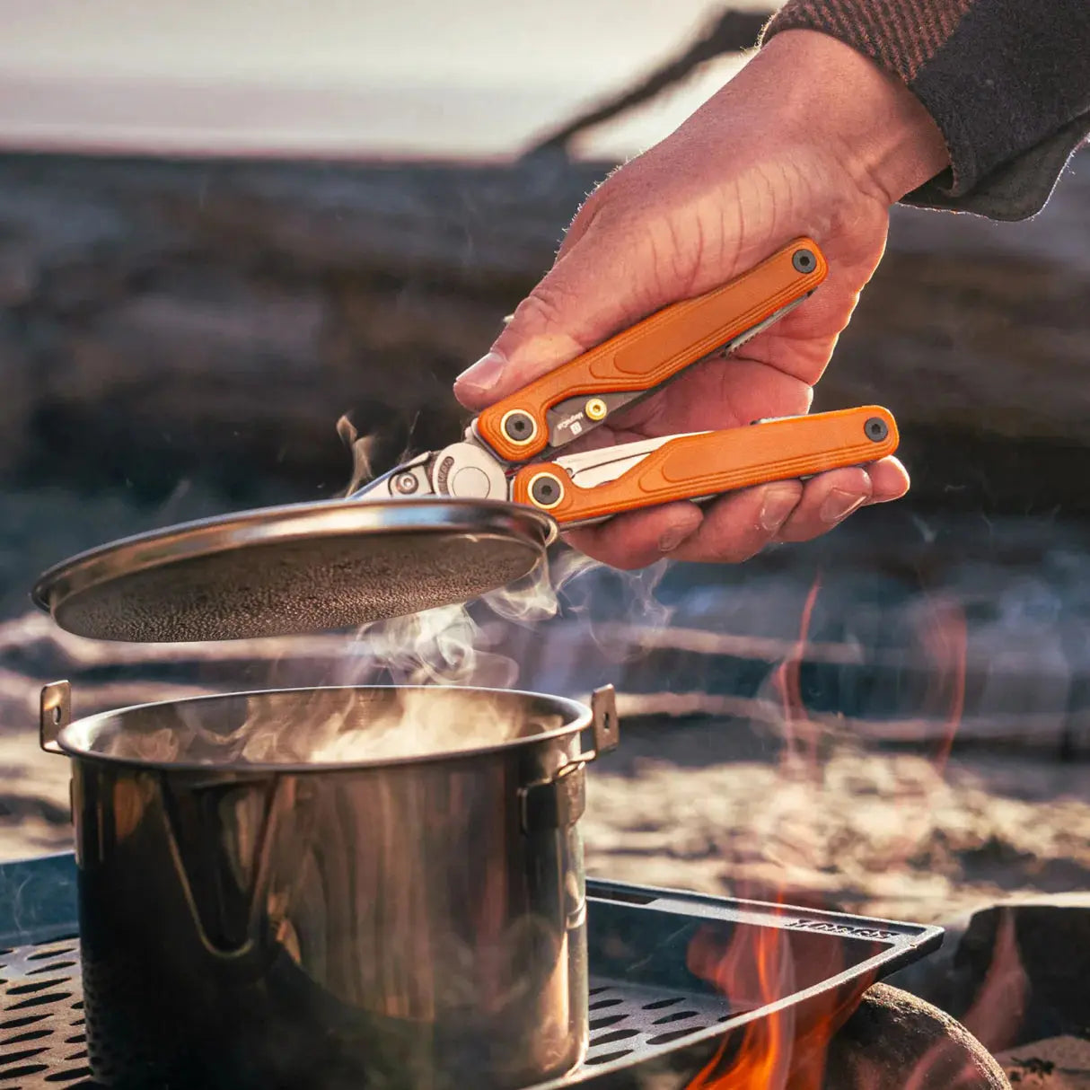 Leatherman Wave® Alpha MagnaCut Multitool 16 Funktionen Canyonland Leatherman
