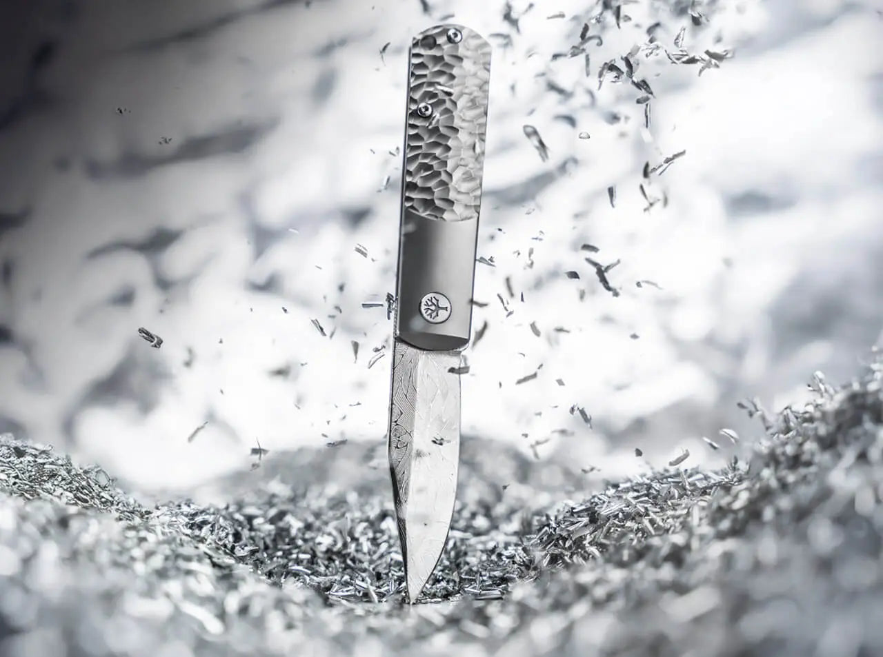 Böker BRLW Meteoritendamast Platinum Edition – Luxus-Taschenmesser mit Meteoritendamast-Klinge & Titangriff Böker Manufaktur Solingen