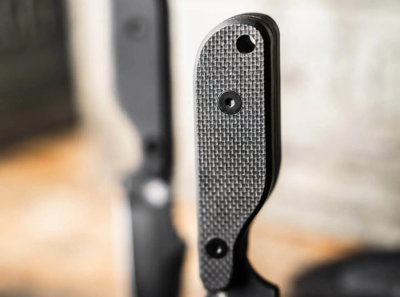 Böker Plus Kagat – Taktisches Full-Tang Messer mit 1095 Kohlenstoffstahl & Kydexscheide Böker Plus