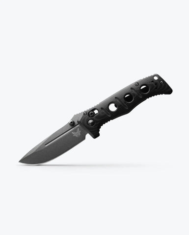 Benchmade Mini Adamas MagnaCut geöffnet in der Seitenansicht