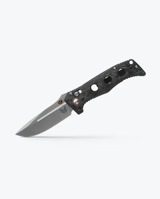Benchmade 273-03 Mini Adamas – CPM-MagnaCut | Carbon Fiber | AXIS Lock Benchmade