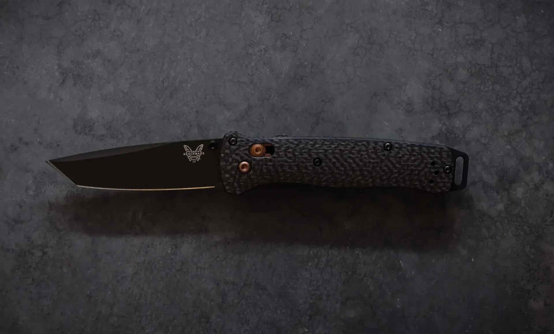 Benchmade 537BK-10 Bailout – Black Blade, Carbon Fiber, S90V, AXIS Lock Benchmade
