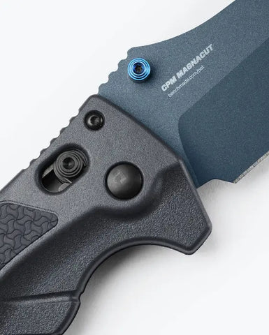 Benchmade 18060BT-01 Adira Tempest Gray – MagnaCut Taschenmesser für Wasser & Outdoor Benchmade