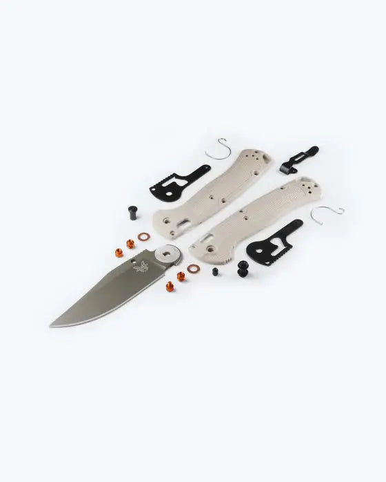 Benchmade 15536GN-01 Taggedout – Tan Grivory, Elmax, AXIS Lock, SelectEdge® Benchmade