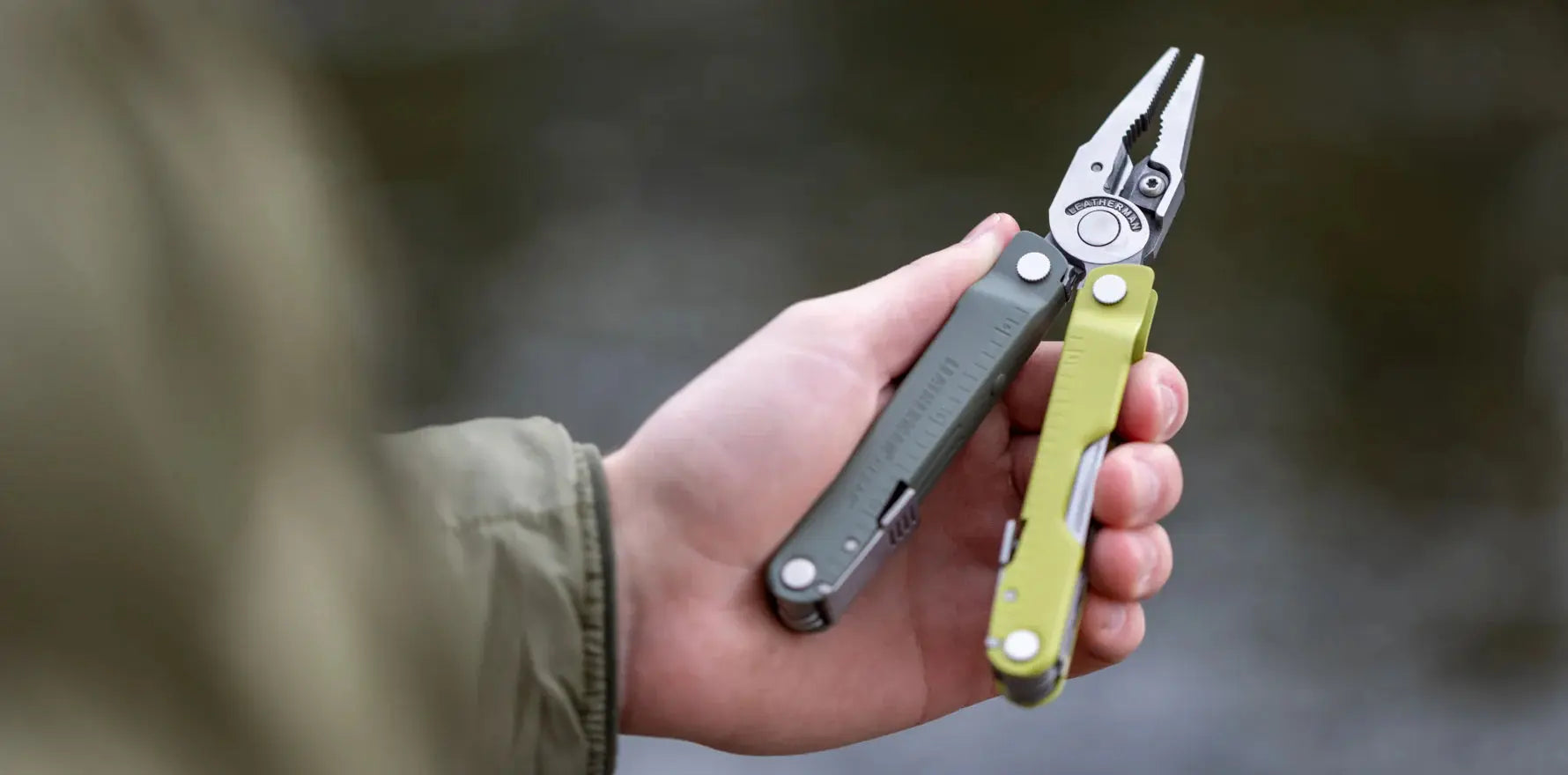 Leatherman Rebar® Mossy Slate 17 tools Leatherman