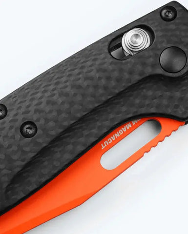 Benchmade 15535OR-01 Taggedout CPM-MagnaCut – Carbon Griff, Axis Lock Benchmade